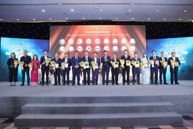 KBSV được vinh danh doanh nghiệp vì sự phát triển dịch vụ tài chính năm 2025 tại diễn đàn VWAS KBSV được vinh danh doanh nghiệp vì sự phát triển dịch vụ tài chính năm 2025 tại diễn đàn VWAS