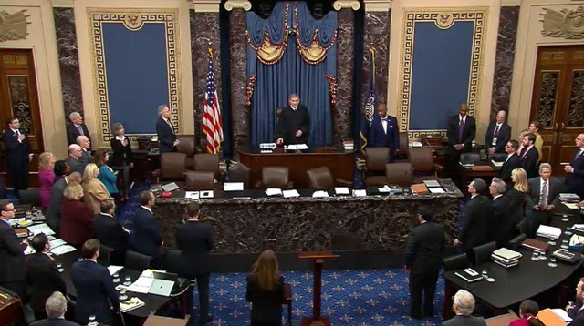 Đảng Dân chủ không thể gọi thêm nhân chứng lật ngược thế cờ, Thượng viện Mỹ quyết định bỏ phiếu lần cuối về luận tội ông Trump vào ngày 5/2 ảnh 1