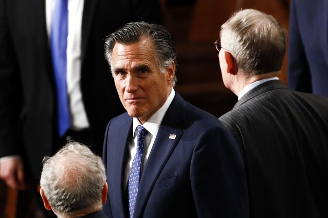 Ông Trump được Thượng viện tha bổng, nhưng Đảng Cộng hòa có người “phản bội“ ảnh 1