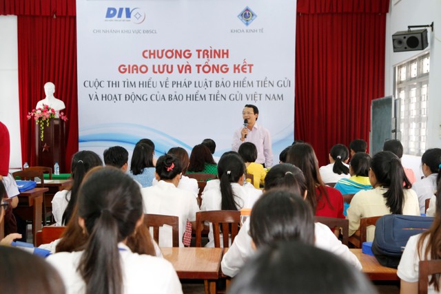 Sinh viên - đối tượng quan trọng để lan tỏa chính sách bảo hiểm tiền gửi ảnh 2