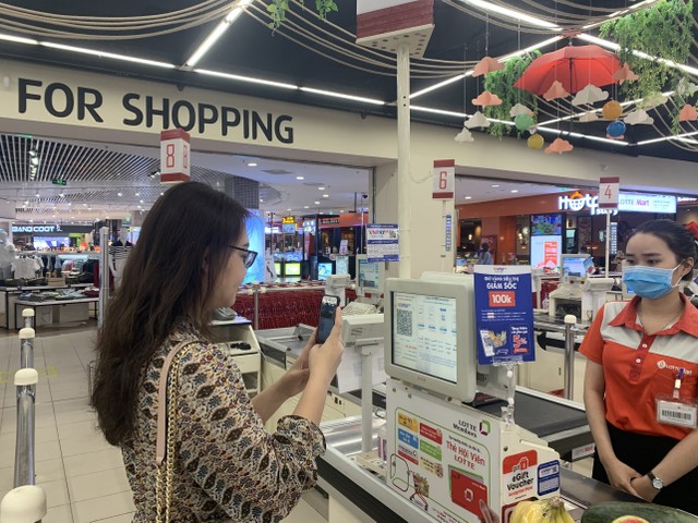 “Giờ vàng siêu thị - Giảm sốc 100k” cùng VNPAY ảnh 1