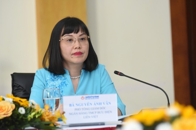 Bà Nguyễn Ánh Vân, Phó tổng giám đốc LienVietPostBank