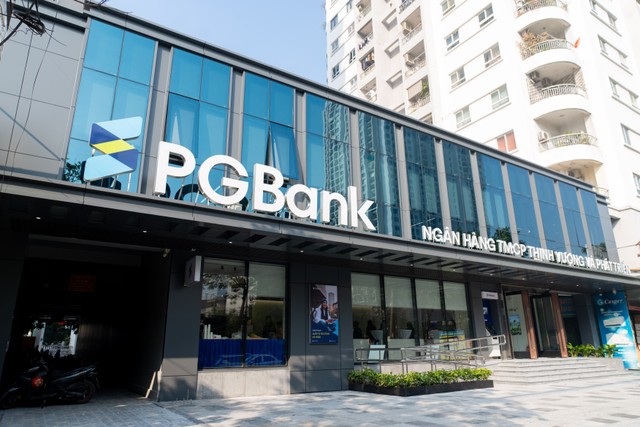 PGBank Chi nhánh Đông Đô toạ lạc trên địa điểm mới tại số 18 Tam Trinh