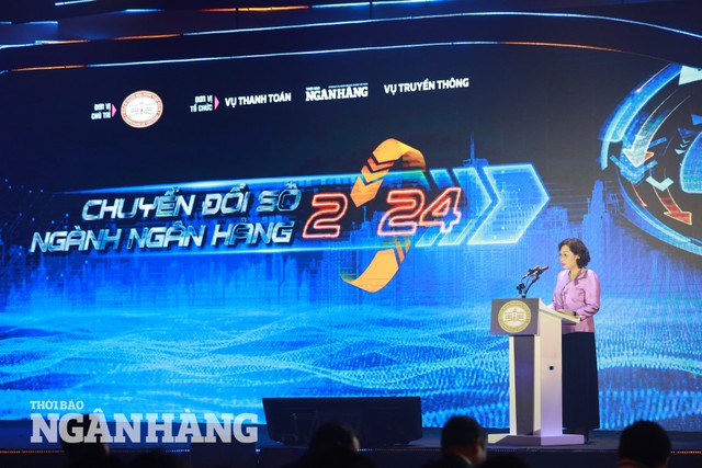 Bà Nguyễn Thị Hồng, Thống đốc Ngân hàng Nhà nước Việt Nam phát biểu khai mạc sự kiện