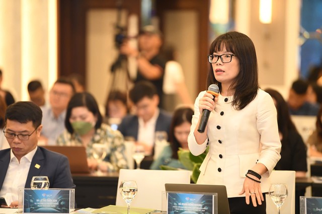 Bà Đoàn Hồng Nhung, Thành viên Ban Điều hành, Giám đốc Khối Bán lẻ Vietcombank Bà Đoàn Hồng Nhung, Thành viên Ban Điều hành, Giám đốc Khối Bán lẻ Vietcombank