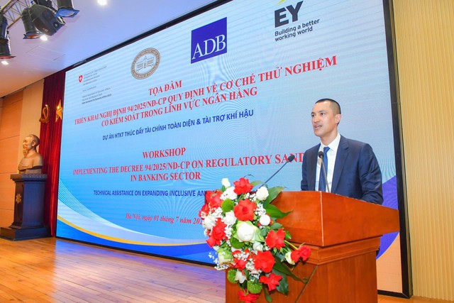 Phó giám đốc quốc gia ADB tại Việt Nam Ron H.Slangen phát biểu tại sự kiện Phó giám đốc quốc gia ADB tại Việt Nam Ron H.Slangen phát biểu tại sự kiện