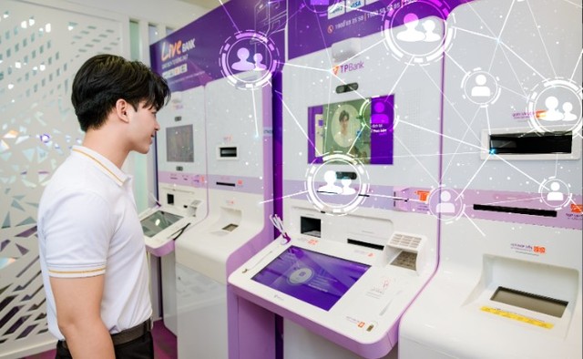 Hơn 98% giao dịch của khách hàng TPBank diễn ra trên kênh số với hơn 14 triệu người dùng