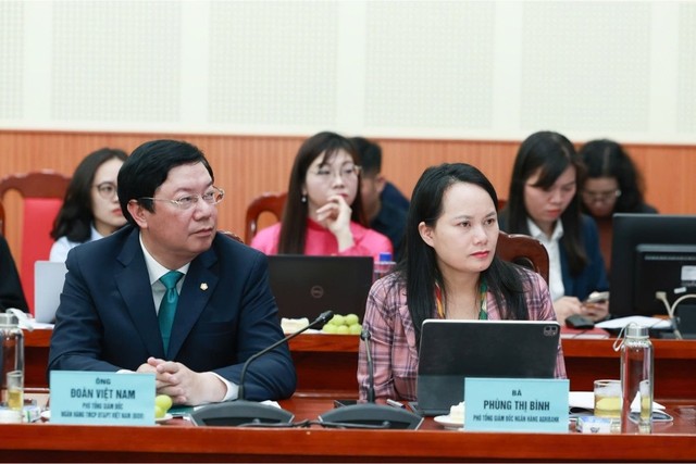 Các đại biểu tham dự Hội thảo