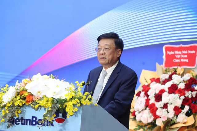 Ông Nguyễn Quốc Hùng, Phó Chủ tịch kiêm Tổng Thư ký Hiệp hội Ngân hàng Việt Nam nhiệm kỳ VII Ông Nguyễn Quốc Hùng, Phó Chủ tịch kiêm Tổng Thư ký Hiệp hội Ngân hàng Việt Nam nhiệm kỳ VII