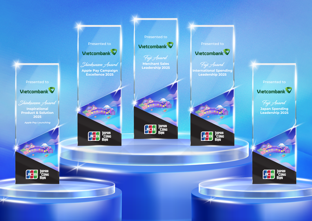 05 giải thưởng Vietcombank nhận được tại hội nghị JCB Việt Nam 2026 05 giải thưởng Vietcombank nhận được tại hội nghị JCB Việt Nam 2026