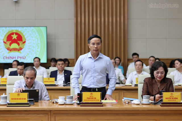Thống đốc NHNN Phạm Đức Ấn báo cáo tại cuộc họp - Ảnh: chinhphu.vn/Nhật Bắc Thống đốc NHNN Phạm Đức Ấn báo cáo tại cuộc họp - Ảnh: chinhphu.vn/Nhật Bắc