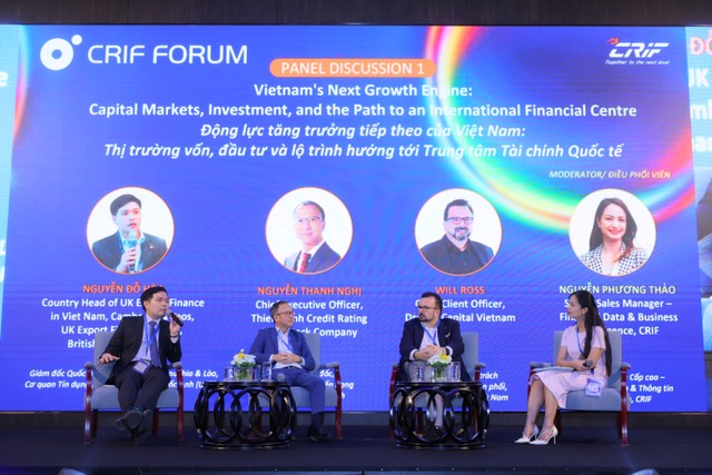 CRIF Forum Vietnam 2026 quy tụ các diễn giả và góc nhìn đa chiều đến từ Bộ Tài chính, Trung tâm Đổi mới sáng tạo Quốc gia (NIC), UK Export Finance, International Finance Corporation (IFC), Dragon Capital Vietnam, Vietcombank Fund Management và Hiệp hội Doanh nghiệp nhỏ và vừa Việt Nam, cùng các lãnh đạo trong lĩnh vực tài chính, kinh doanh và dịch vụ chuyên nghiệp. CRIF Forum Vietnam 2026 quy tụ các diễn giả và góc nhìn đa chiều đến từ Bộ Tài chính, Trung tâm Đổi mới sáng tạo Quốc gia (NIC), UK Export Finance, International Finance Corporation (IFC), Dragon Capital Vietnam, Vietcombank Fund Management và Hiệp hội Doanh nghiệp nhỏ và vừa Việt Nam, cùng các lãnh đạo trong lĩnh vực tài chính, kinh doanh và dịch vụ chuyên nghiệp.