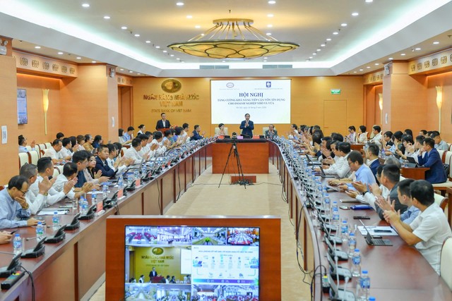 Toàn cảnh Hội nghị Toàn cảnh Hội nghị