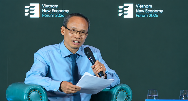 TS. Cấn Văn Lực, chuyên gia kinh tế trưởng BIDV TS. Cấn Văn Lực, chuyên gia kinh tế trưởng BIDV