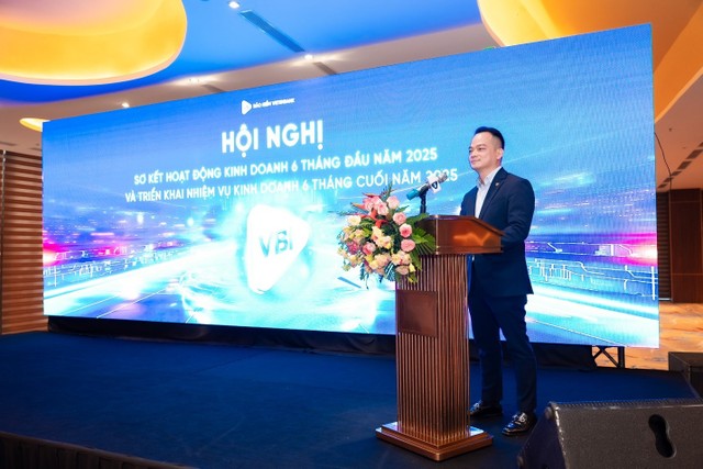 Ông Nguyễn Huy Quang – Chủ tịch Hội đồng quản trị phát biểu tại Hội nghị