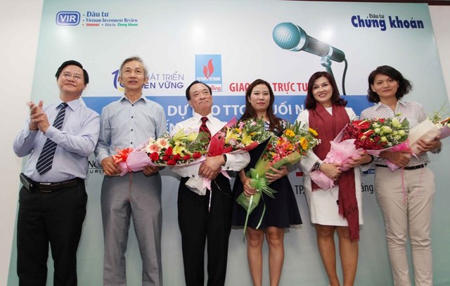 Dự cảm thị trường chứng khoán cuối năm 2015 trước biến động của tỷ giá và giá dầu ảnh 65