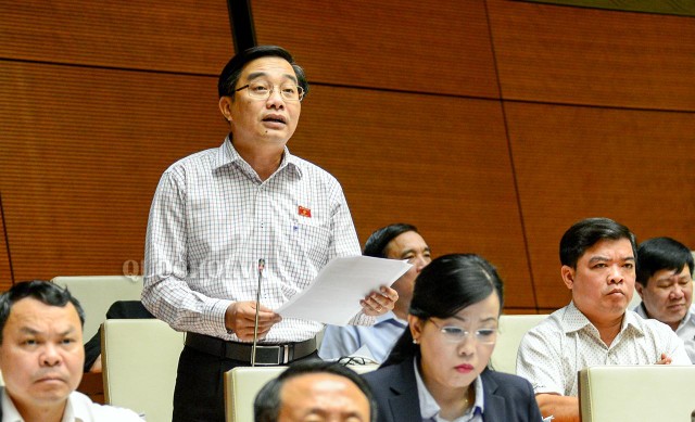 ĐBQH Nguyễn Minh Sơn chất vấn Bộ trưởng Tài chính Hồ Đức Phớc ĐBQH Nguyễn Minh Sơn chất vấn Bộ trưởng Tài chính Hồ Đức Phớc