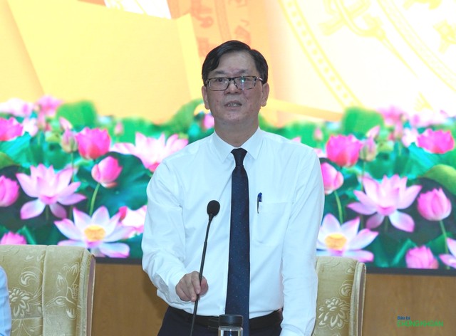 Ông Nguyễn Mạnh Cường, Phó tổng giám đốc KBNN chủ trì buổi họp báo