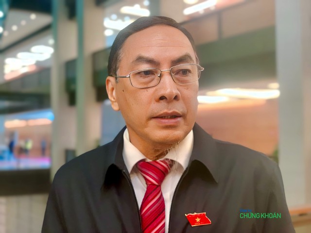 Đại biểu Phạm Văn Hoà (đoàn Đồng Tháp) - ẢNh: M.M Đại biểu Phạm Văn Hoà (đoàn Đồng Tháp) - ẢNh: M.M