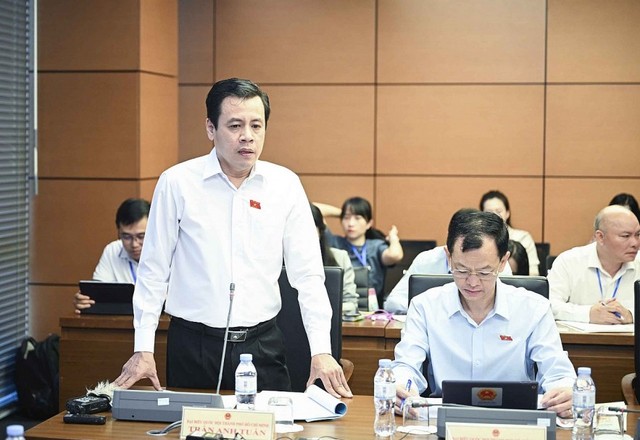 Đại biểu Trần Anh Tuấn (TP. Hồ Chí Minh)