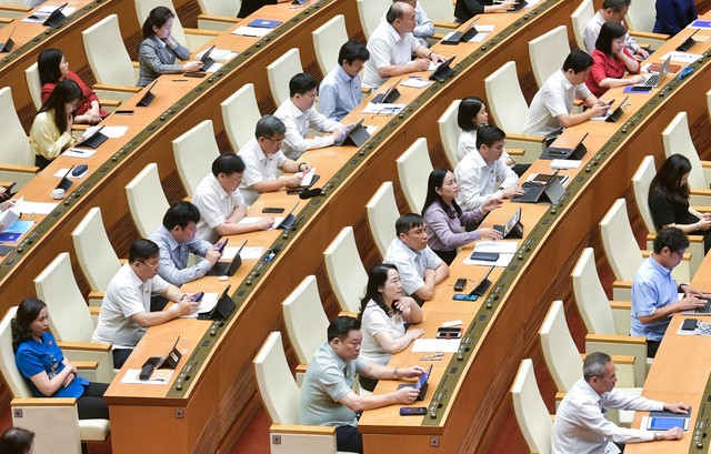 Quốc hội chất vấn Tổng Kiểm toán Nhà nước Ngô Văn Tuấn sáng 5/6