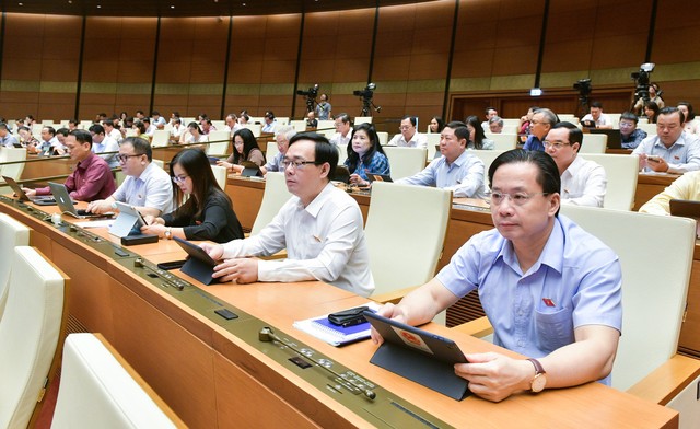 Quốc hội thảo luận ở hội trường về Quy hoạch Thủ đô Hà Nội sáng 20/6