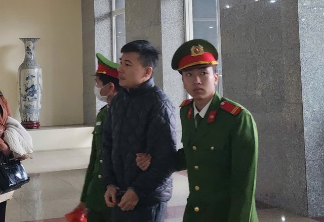 Ngoại trừ ông Quyết, các bị cáo có đơn kháng cáo khác đều có mặt Ngoại trừ ông Quyết, các bị cáo có đơn kháng cáo khác đều có mặt