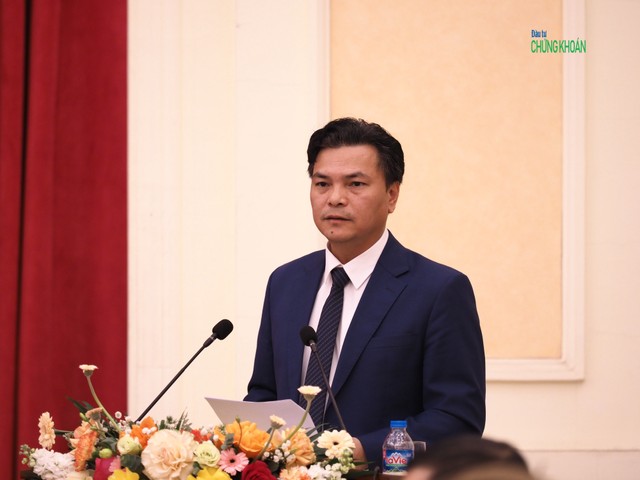 Ông Ngô Lâm, Chánh văn phòng Bộ Xây dựng