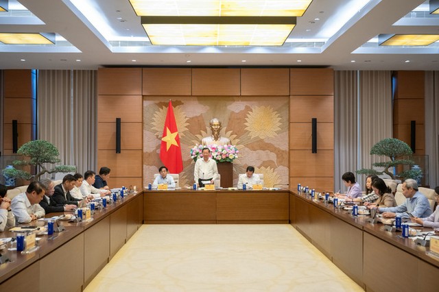 Toàn cảnh phiên họp Toàn cảnh phiên họp