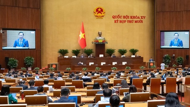 Quốc hội bàn về sửa đổi Luật Thuế giá trị gia tăng sáng 8/12 Quốc hội bàn về sửa đổi Luật Thuế giá trị gia tăng sáng 8/12