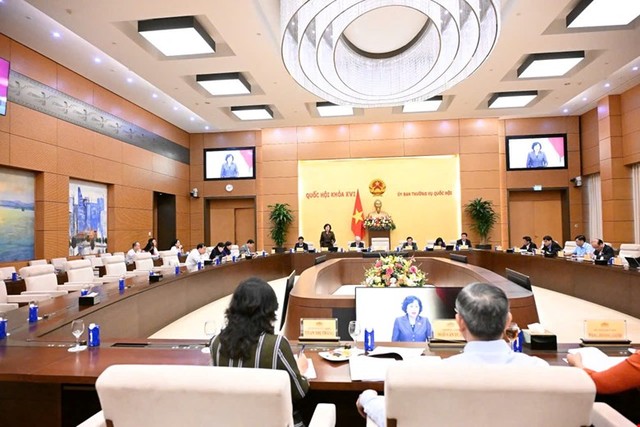 Toàn cảnh phiên họp