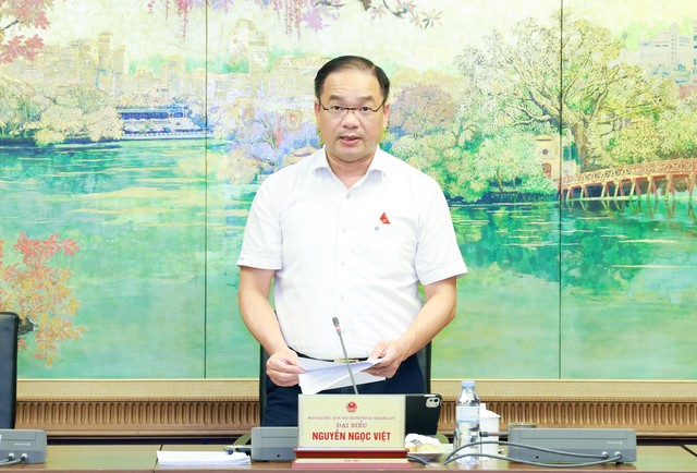 Đại biểu Nguyễn Ngọc Việt (đoàn Hà Nội) Đại biểu Nguyễn Ngọc Việt (đoàn Hà Nội)