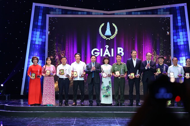 Báo Đầu tư vinh dự nhận 2 giải báo chí quốc gia năm 2016 ảnh 3