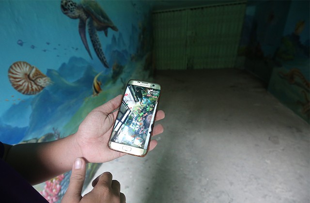 Hà Nội khoác áo mới cho chung cư cũ bằng tranh bích họa ảnh 8