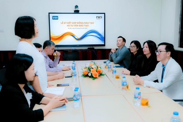 Hợp tác này cũng phản ánh định hướng dài hạn của FWD trong việc xây dựng lực lượng tư vấn có nền tảng vững và khả năng phát triển liên tục.