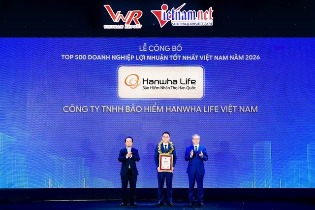 Đại diện Hanwha Life Việt Nam nhận chứng nhận “Top 500 Doanh nghiệp lợi nhuận tốt nhất Việt Nam 2026” Đại diện Hanwha Life Việt Nam nhận chứng nhận “Top 500 Doanh nghiệp lợi nhuận tốt nhất Việt Nam 2026”
