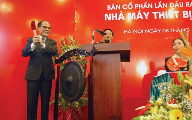 Trong lớp người đi “vỡ đất”... ảnh 2