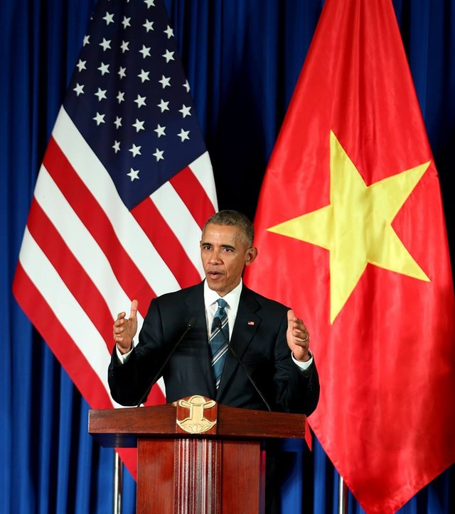 Ngày làm việc thứ 2 của Tổng thống Obama tại Việt Nam  ảnh 1