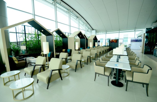 Ngắm phòng chờ Lotus hạng 4 sao của Vietnam Airlines tại Sân bay Tân Sơn Nhất  ảnh 3