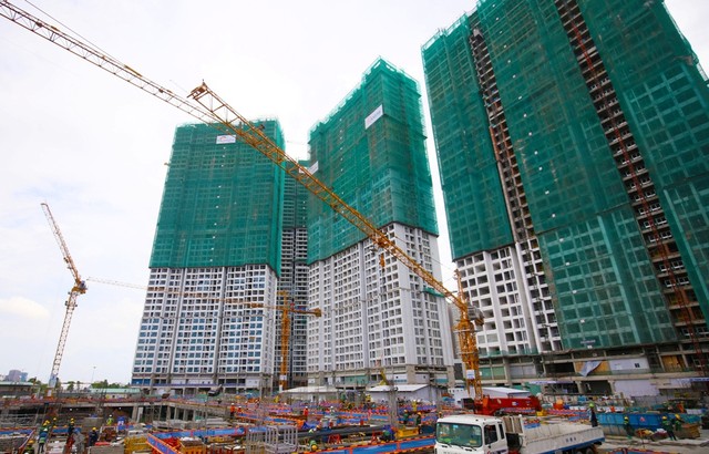 Ricons chinh phục Top 10 tòa nhà cao nhất Việt Nam ảnh 1