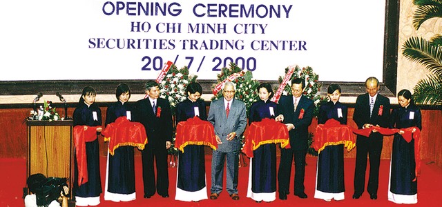 Lạc quan với tương lai ngành chứng khoán ảnh 1