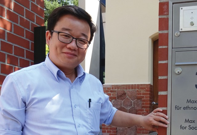 PGS-TS xã hội học Nguyễn Tuấn Anh: Thiếu vốn xã hội thì không vay mượn của ai được ảnh 1