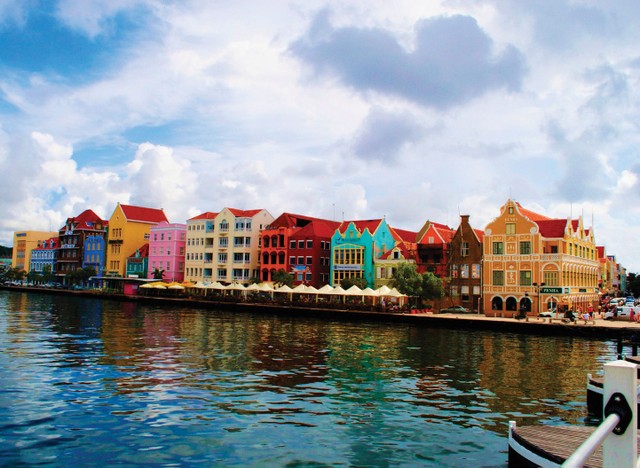 Những thành phố rực rỡ sắc màu nhất thế giới ảnh 3