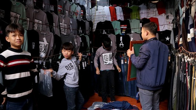 Phiên chợ cuối năm ở Thủ đô chỉ dành cho quý ông ảnh 4