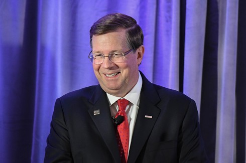 Các ông lớn xe hơi phản ứng thế nào trước Tổng thống Trump? ảnh 4