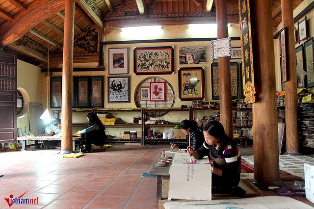 Giải mã cực thú vị 6 loại gà trong tranh Đông Hồ ảnh 11