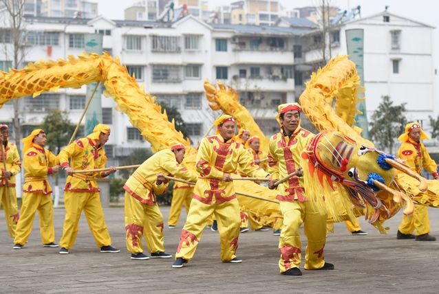 Hình ảnh người dân Châu Á náo nức chuẩn bị đón Tết Đinh Dậu ảnh 18