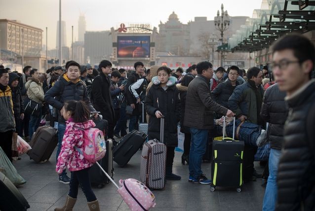 Hình ảnh người dân Châu Á náo nức chuẩn bị đón Tết Đinh Dậu ảnh 26