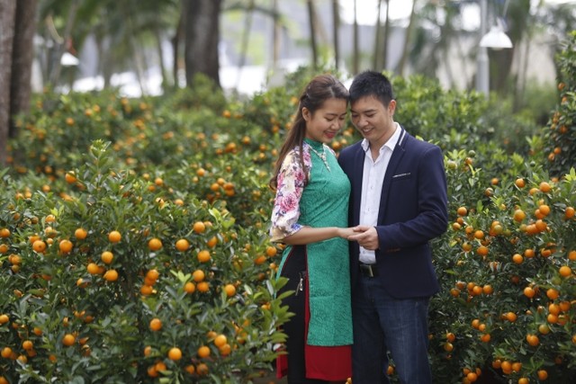 Những cách tạo dáng chụp ảnh đẹp dịp Tết ảnh 4