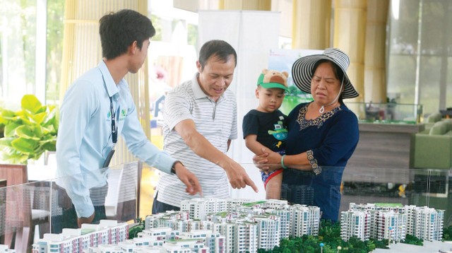 Cần có cách tiếp cận đúng với người giàu của nước ta ảnh 2